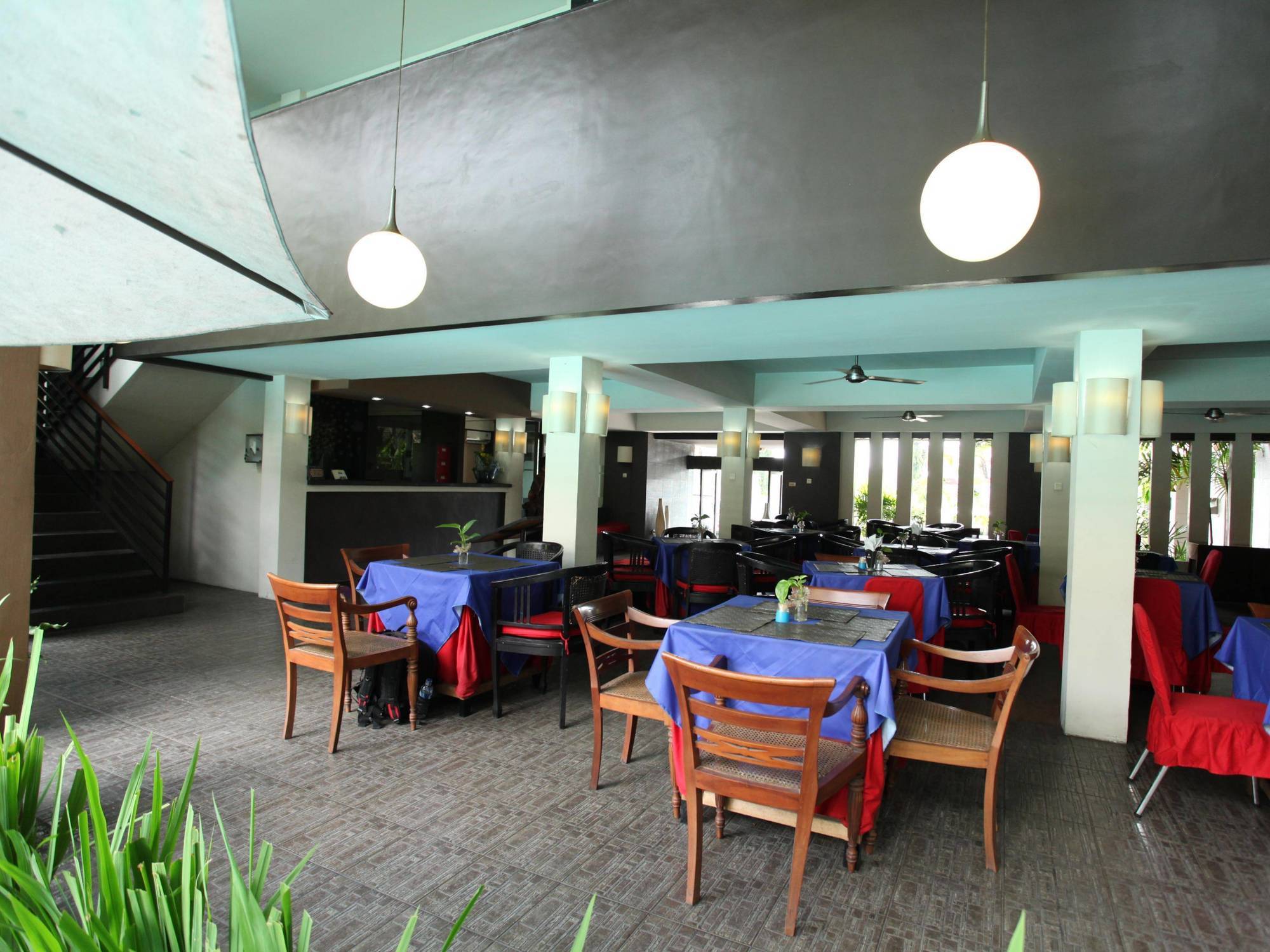 Sanur Agung Hotel Экстерьер фото
