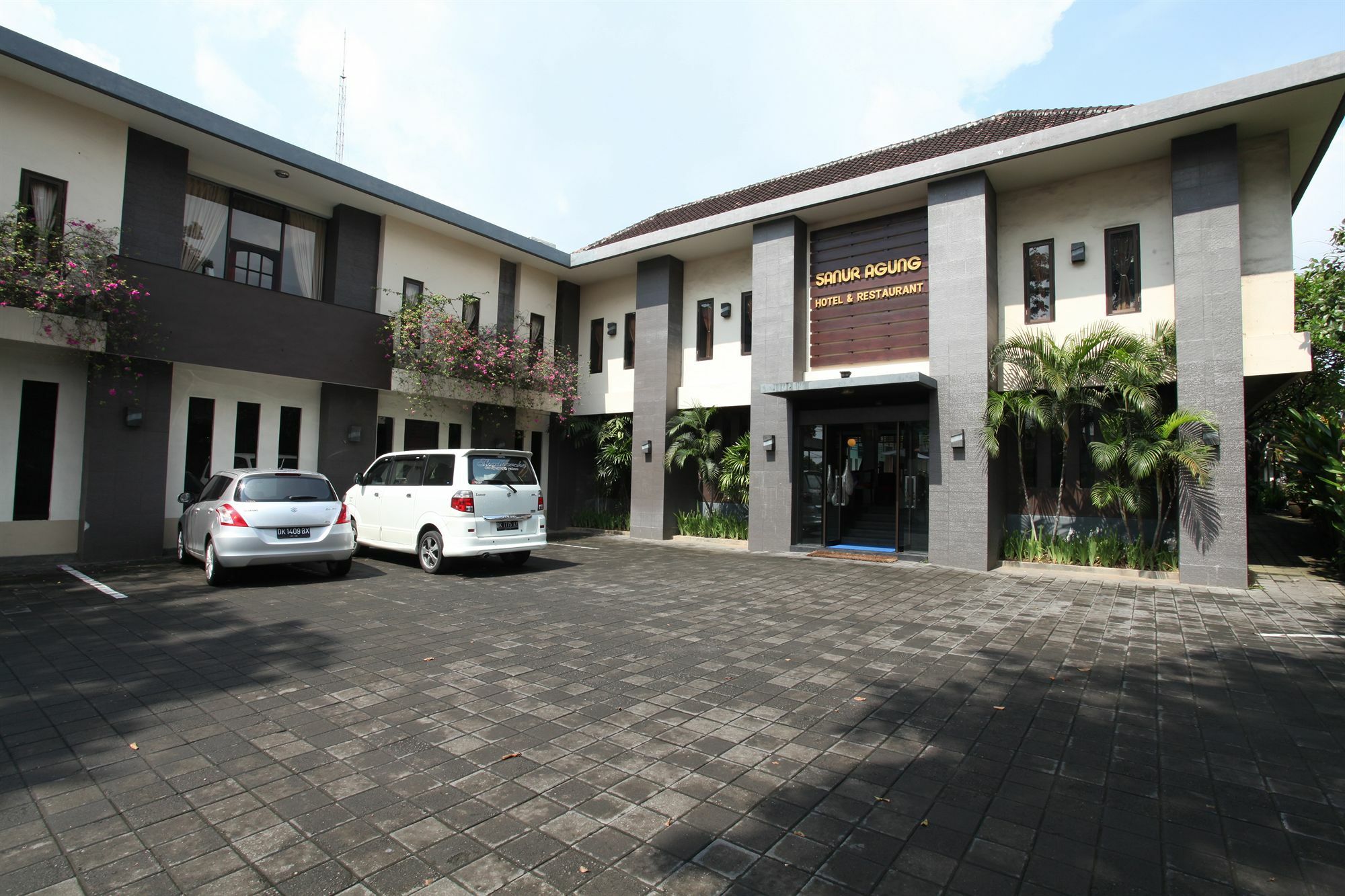 Sanur Agung Hotel Экстерьер фото